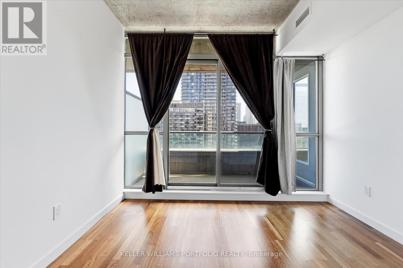 1602 - 281 Mutual Street, Toronto, Ontario  M4Y 3C4 - Photo 19 - C13753540