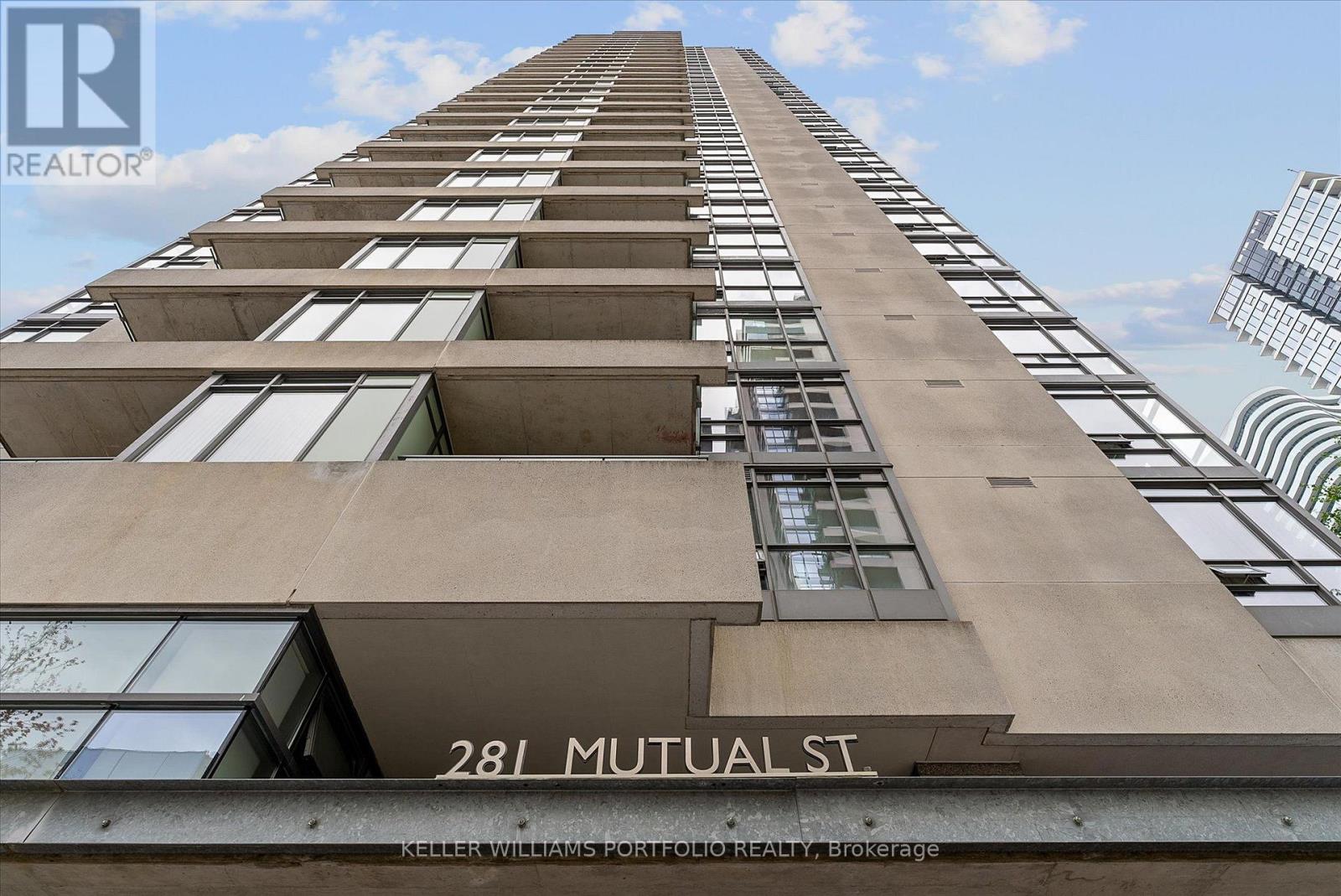 1602 - 281 Mutual Street, Toronto, Ontario  M4Y 3C4 - Photo 5 - C13753540