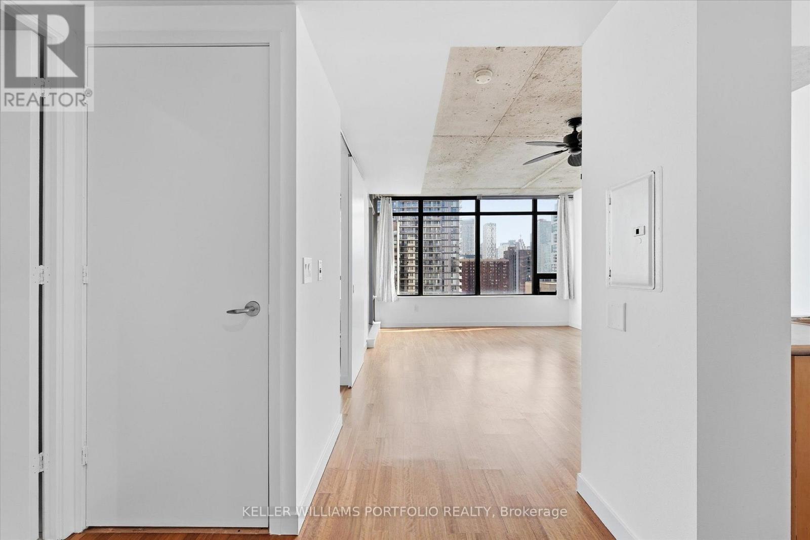 1602 - 281 Mutual Street, Toronto, Ontario  M4Y 3C4 - Photo 7 - C13753540