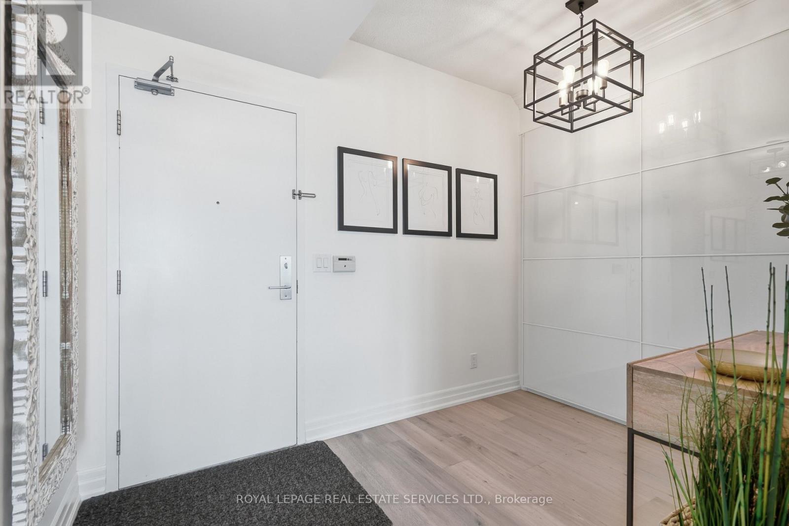 150 East Liberty Street, Toronto, Ontario  M6K 3R5 - Photo 2 - C13753552