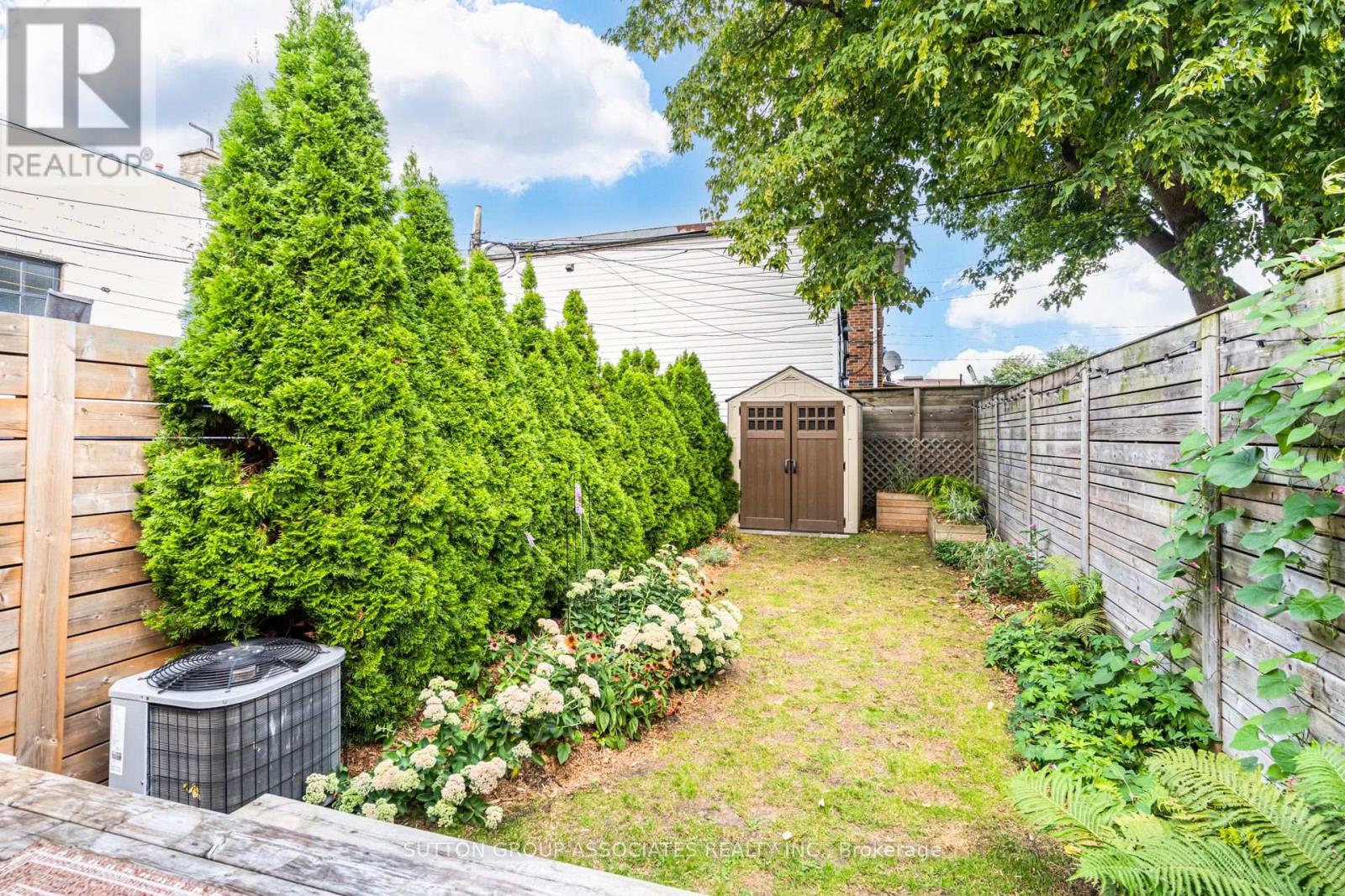 165 Sheridan Avenue, Toronto, Ontario  M6K 2H6 - Photo 37 - C13753572