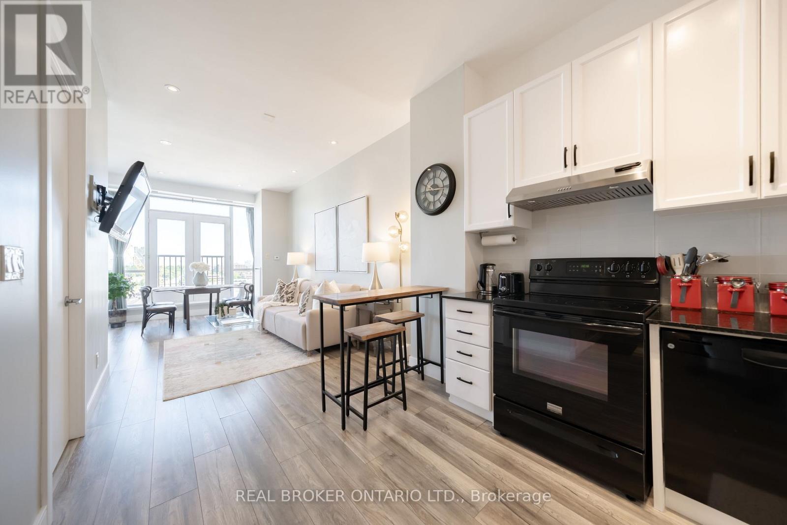 1106 - 797 Don Mills Road, Toronto, Ontario  M3C 1V1 - Photo 14 - C13753594