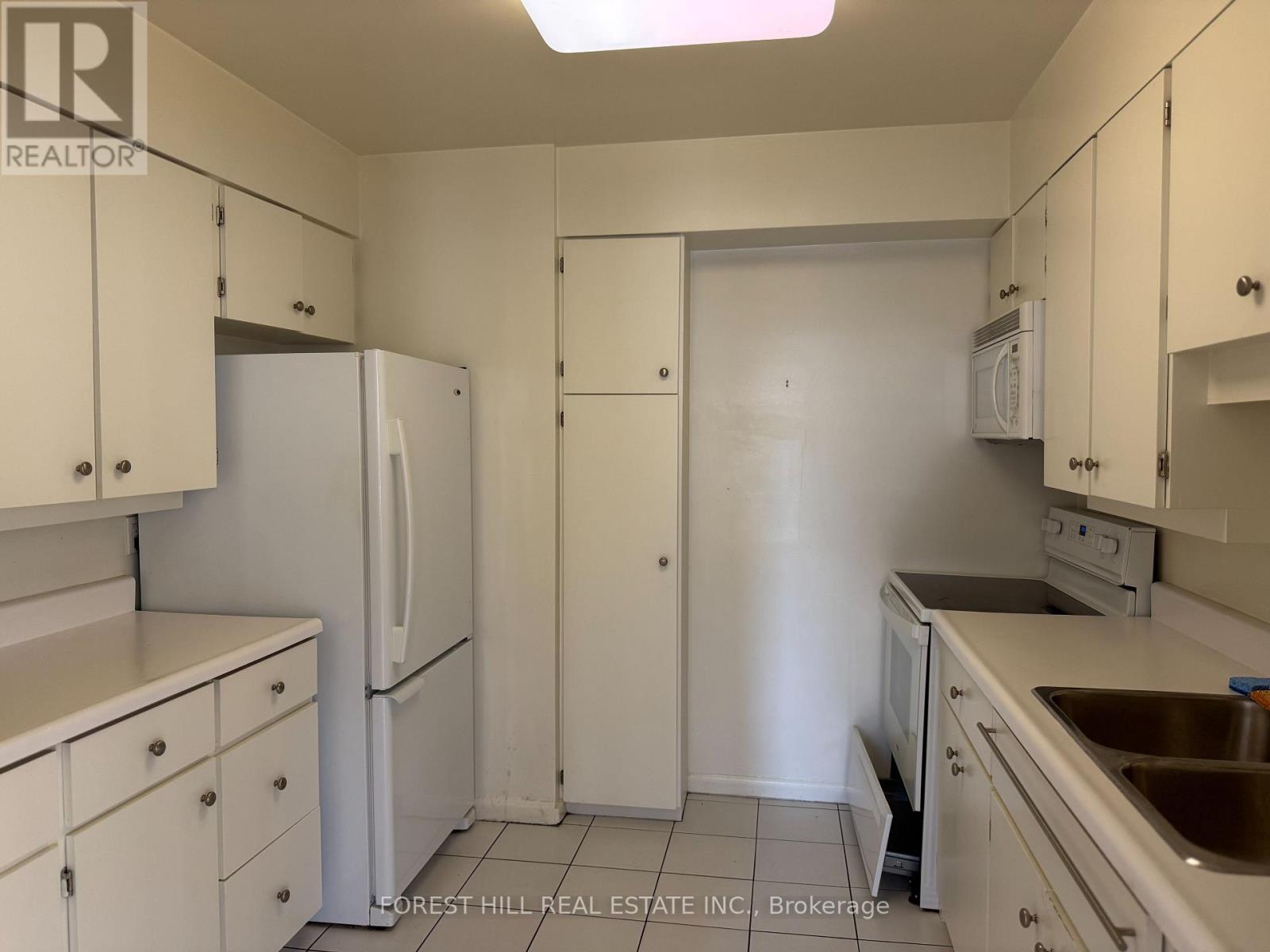 405 - 500 Avenue Road, Toronto, Ontario  M4V 2J6 - Photo 2 - C13753598