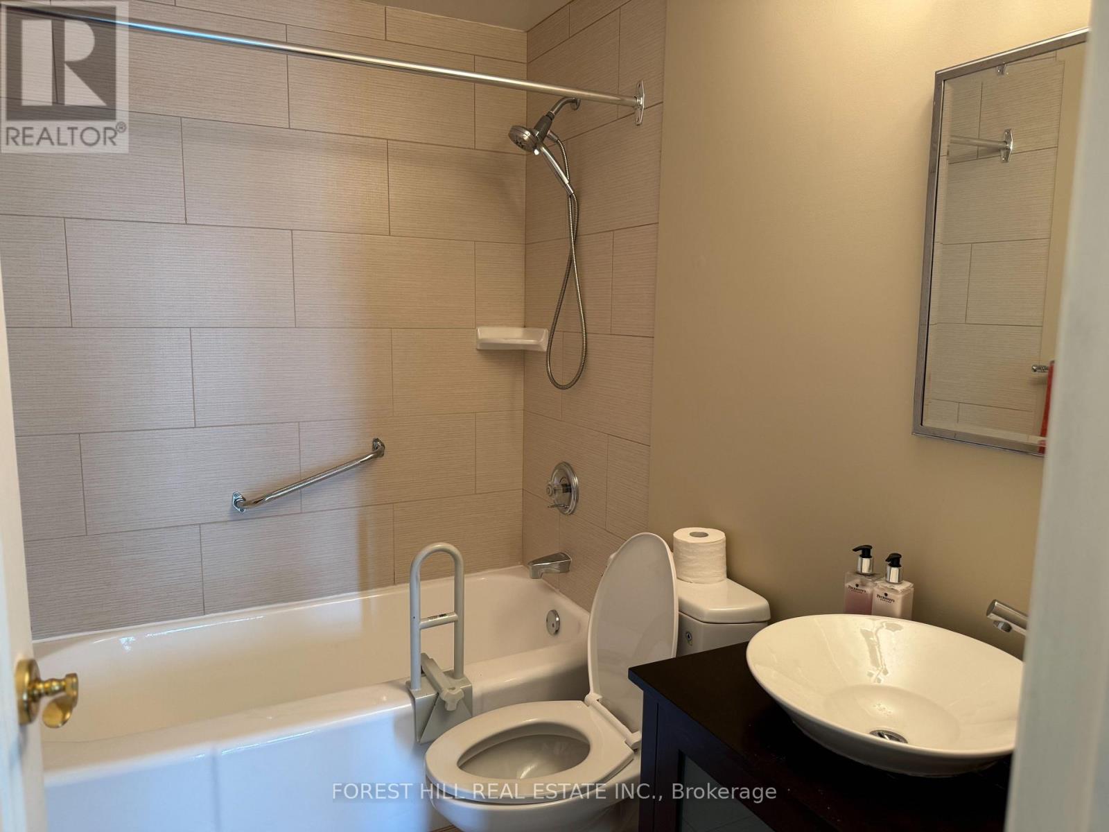 405 - 500 Avenue Road, Toronto, Ontario  M4V 2J6 - Photo 8 - C13753598