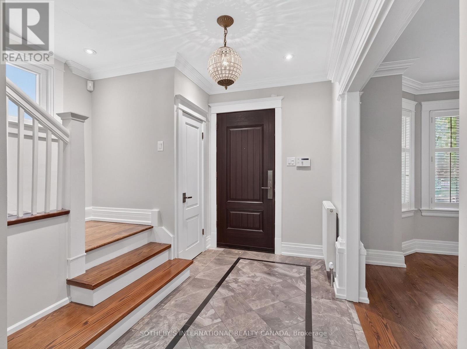 70 Oriole Road, Toronto, Ontario  M4V 2G1 - Photo 2 - C13753636