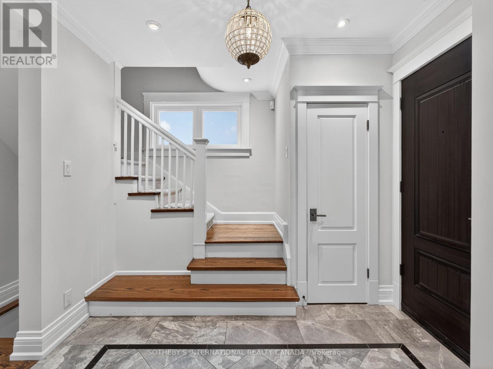 70 Oriole Road, Toronto, Ontario  M4V 2G1 - Photo 3 - C13753636