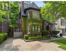70 ORIOLE ROAD, Toronto, Ontario