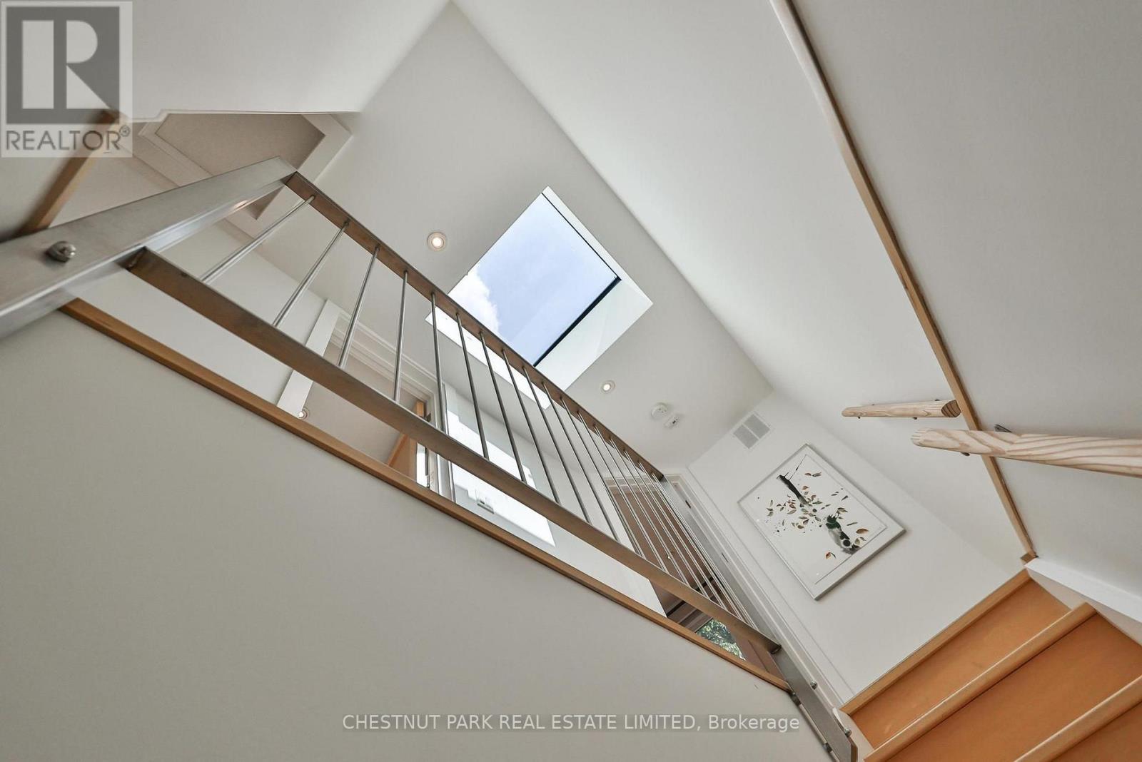 211 Snowdon Avenue, Toronto, Ontario  M4N 2B4 - Photo 17 - C13753694