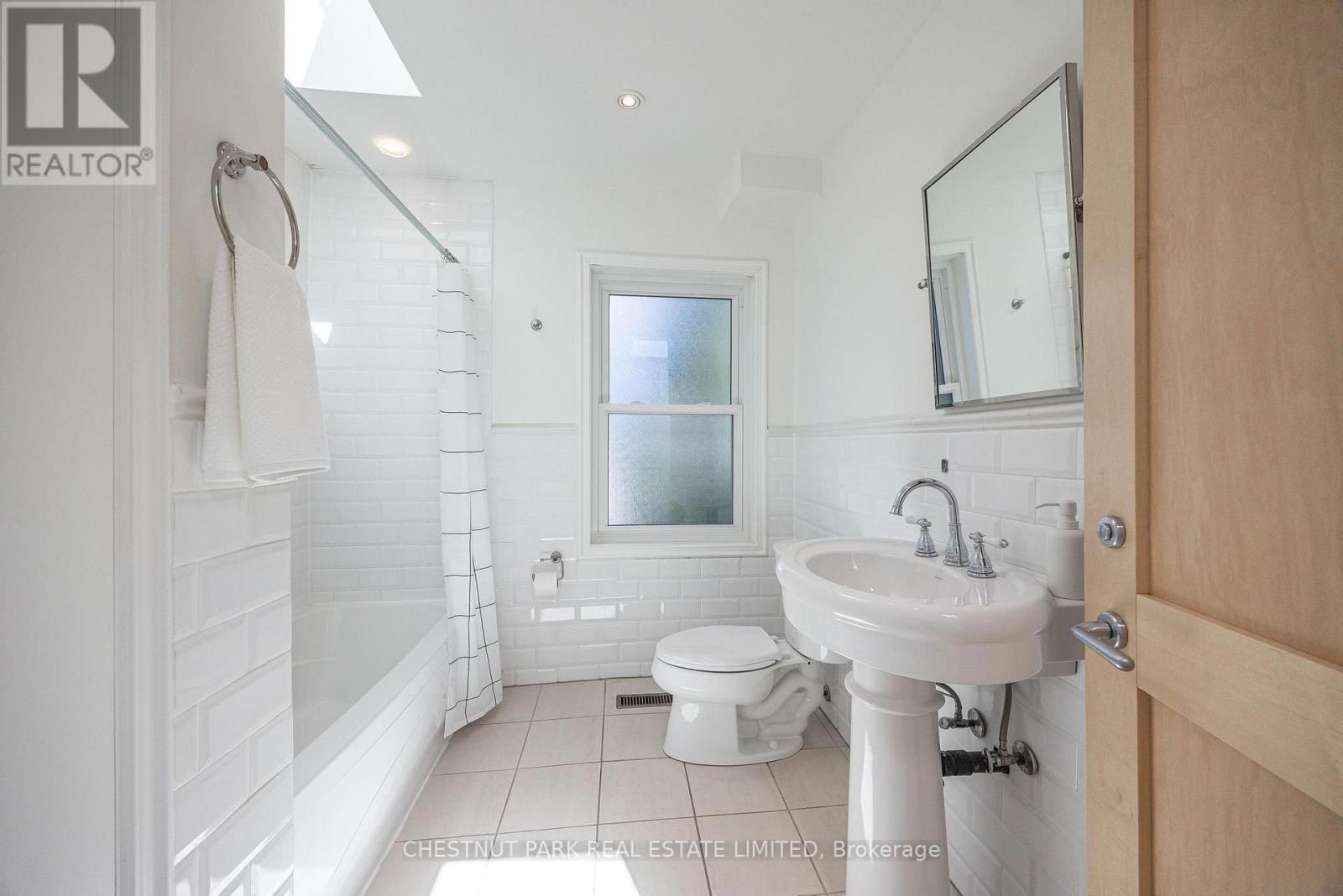 211 Snowdon Avenue, Toronto, Ontario  M4N 2B4 - Photo 21 - C13753694