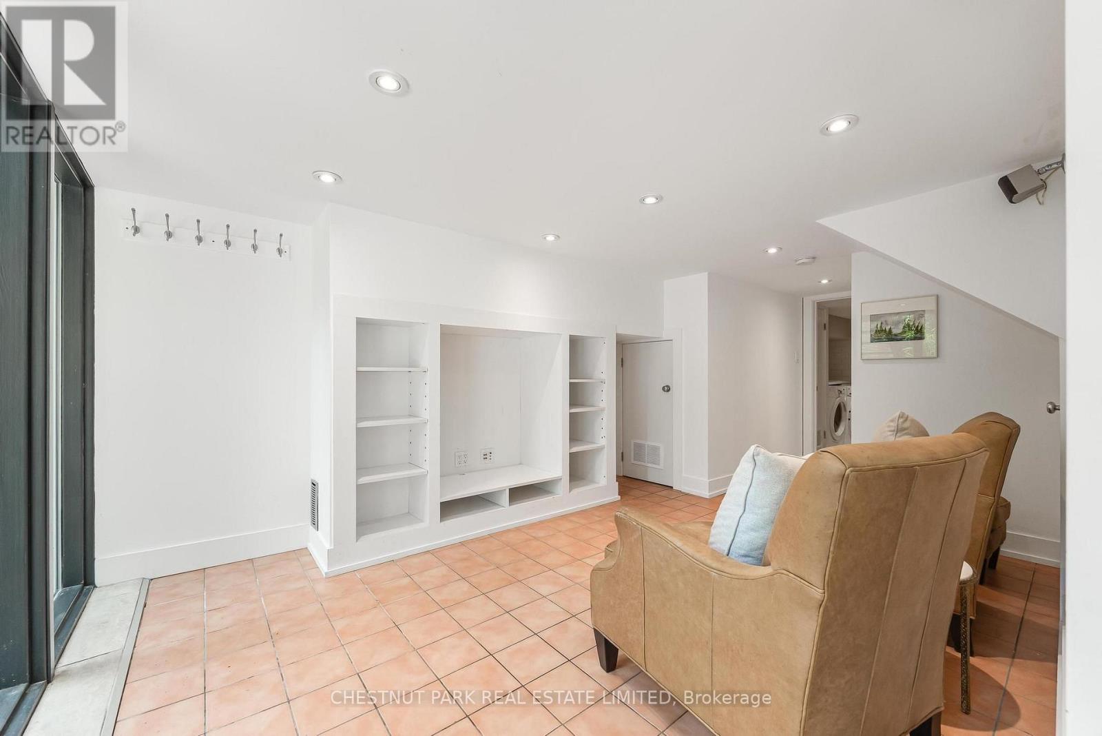 211 Snowdon Avenue, Toronto, Ontario  M4N 2B4 - Photo 26 - C13753694