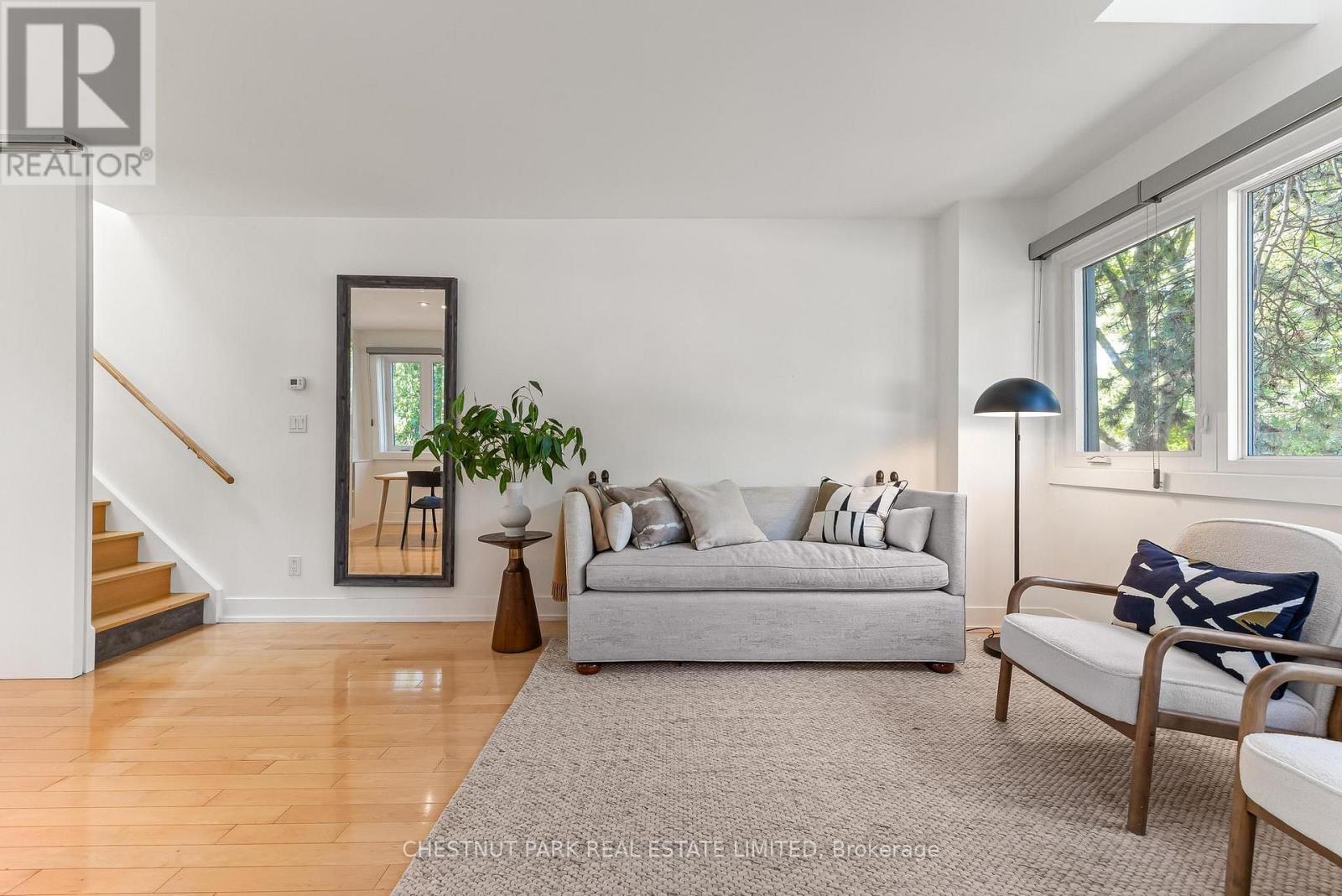211 Snowdon Avenue, Toronto, Ontario  M4N 2B4 - Photo 5 - C13753694