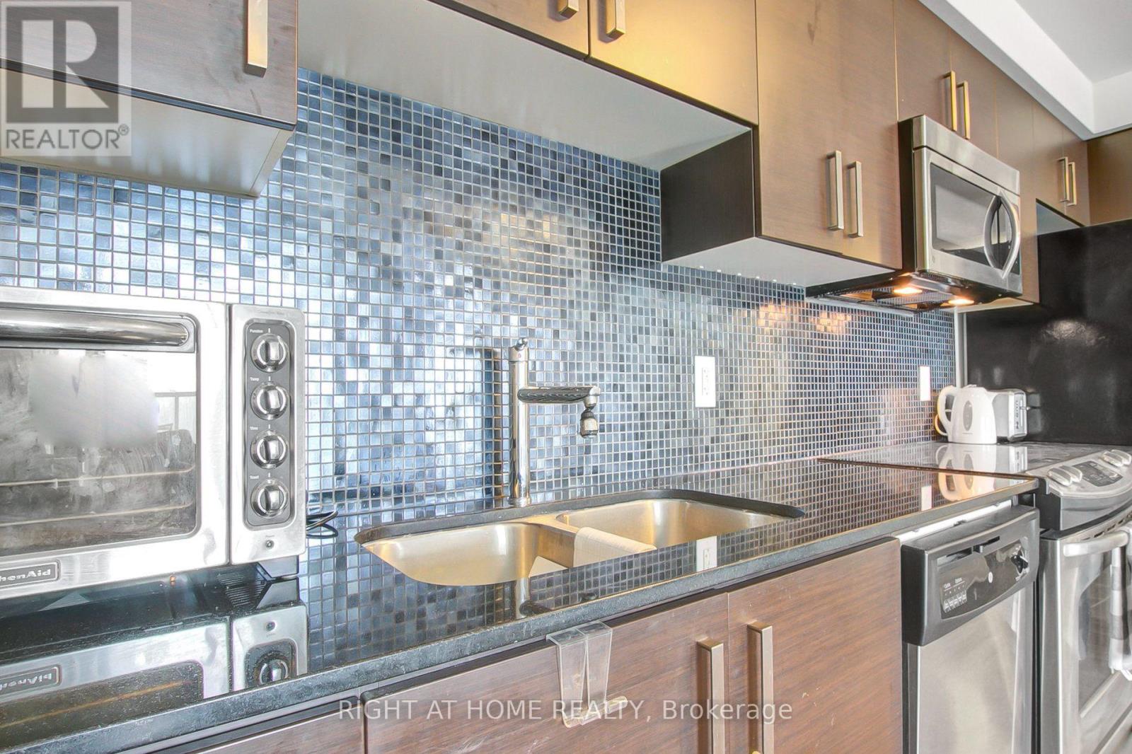 1517 - 17 Anndale Drive, Toronto, Ontario  M2N 2W7 - Photo 10 - C13753708