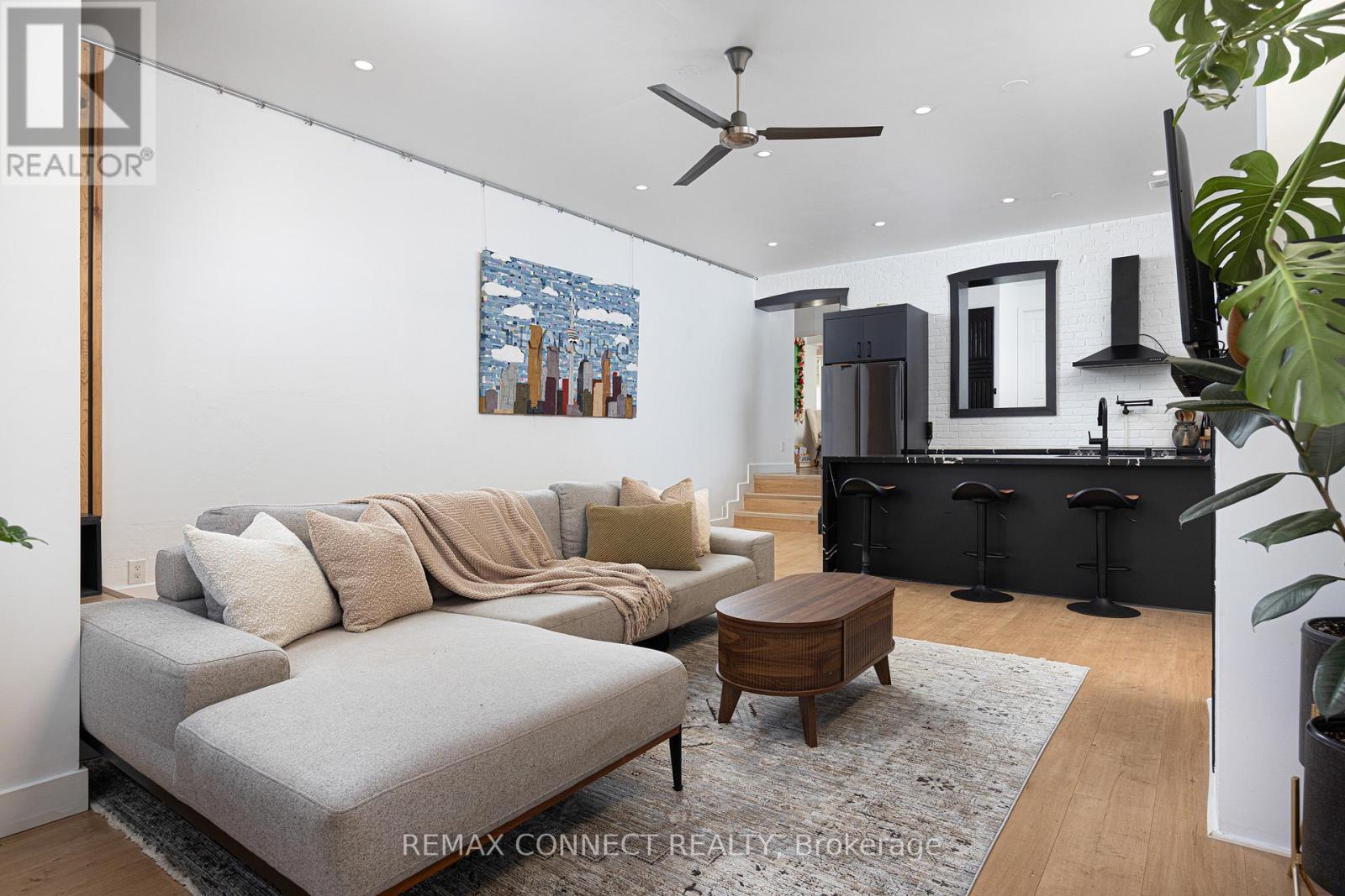 106 - 99 Coleman Avenue, Toronto, Ontario  M4C 1P8 - Photo 7 - E13753696