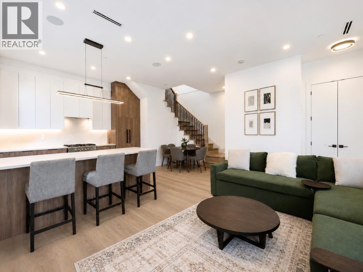 1907 E 40th Avenue, Vancouver, British Columbia  V5P 1J1 - Photo 4 - R3162086