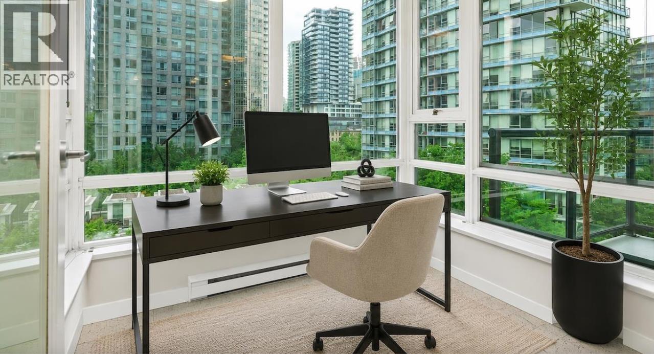 808 939 Expo Boulevard, Vancouver, British Columbia  V6Z 3G7 - Photo 3 - R3162090