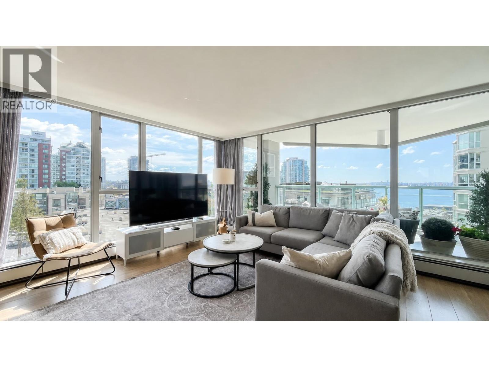 701 120 W 2ND STREET, north vancouver, British Columbia