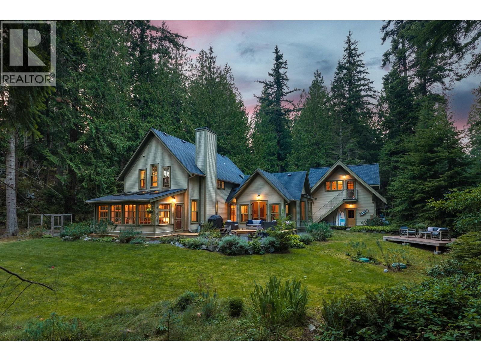 1755 Emily Lane, Bowen Island, British Columbia  V0N 1G2 - Photo 2 - R3162089