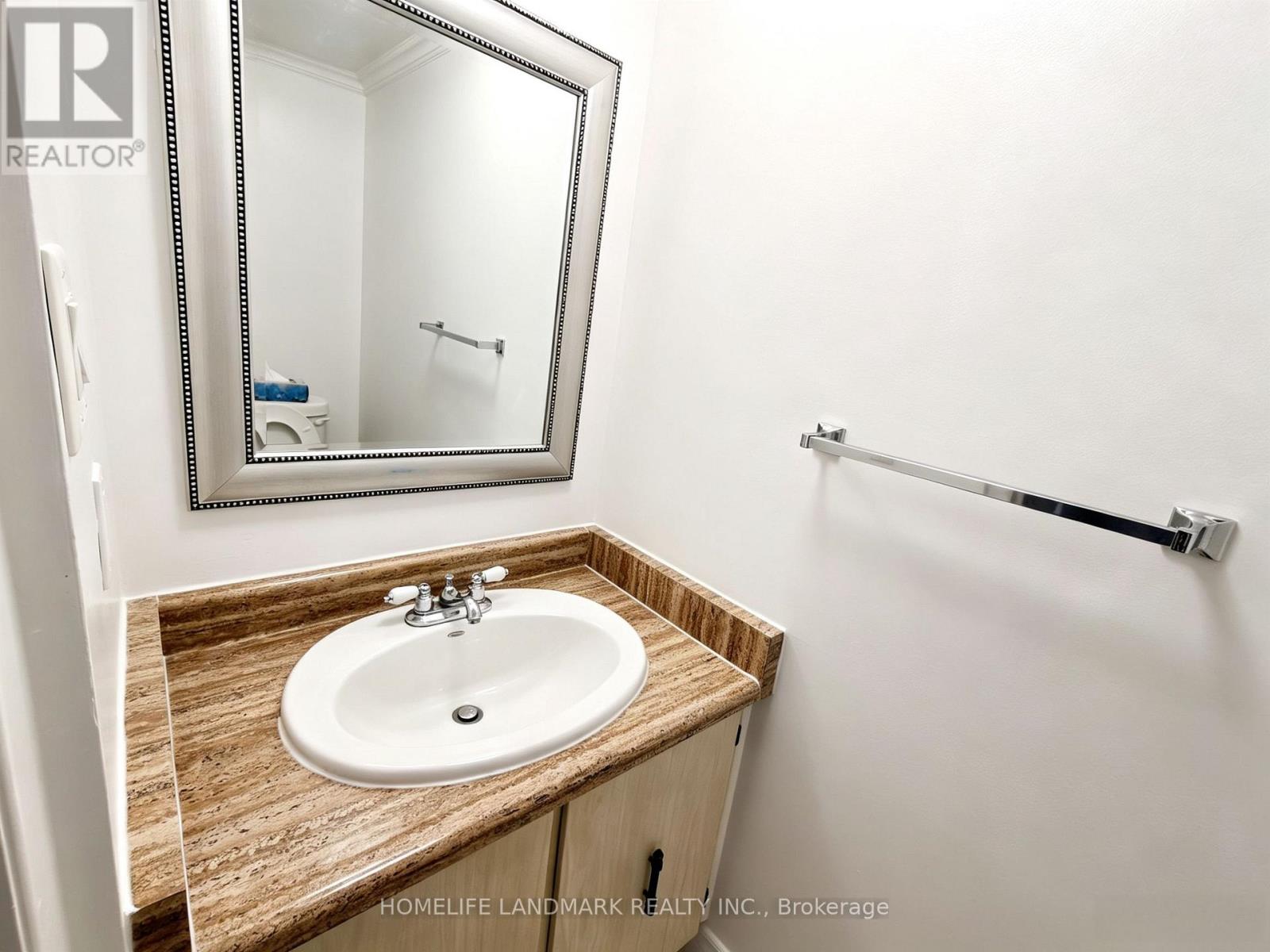 215 Bob O' Link Avenue, Vaughan, Ontario  L4L 1H1 - Photo 13 - N13753534