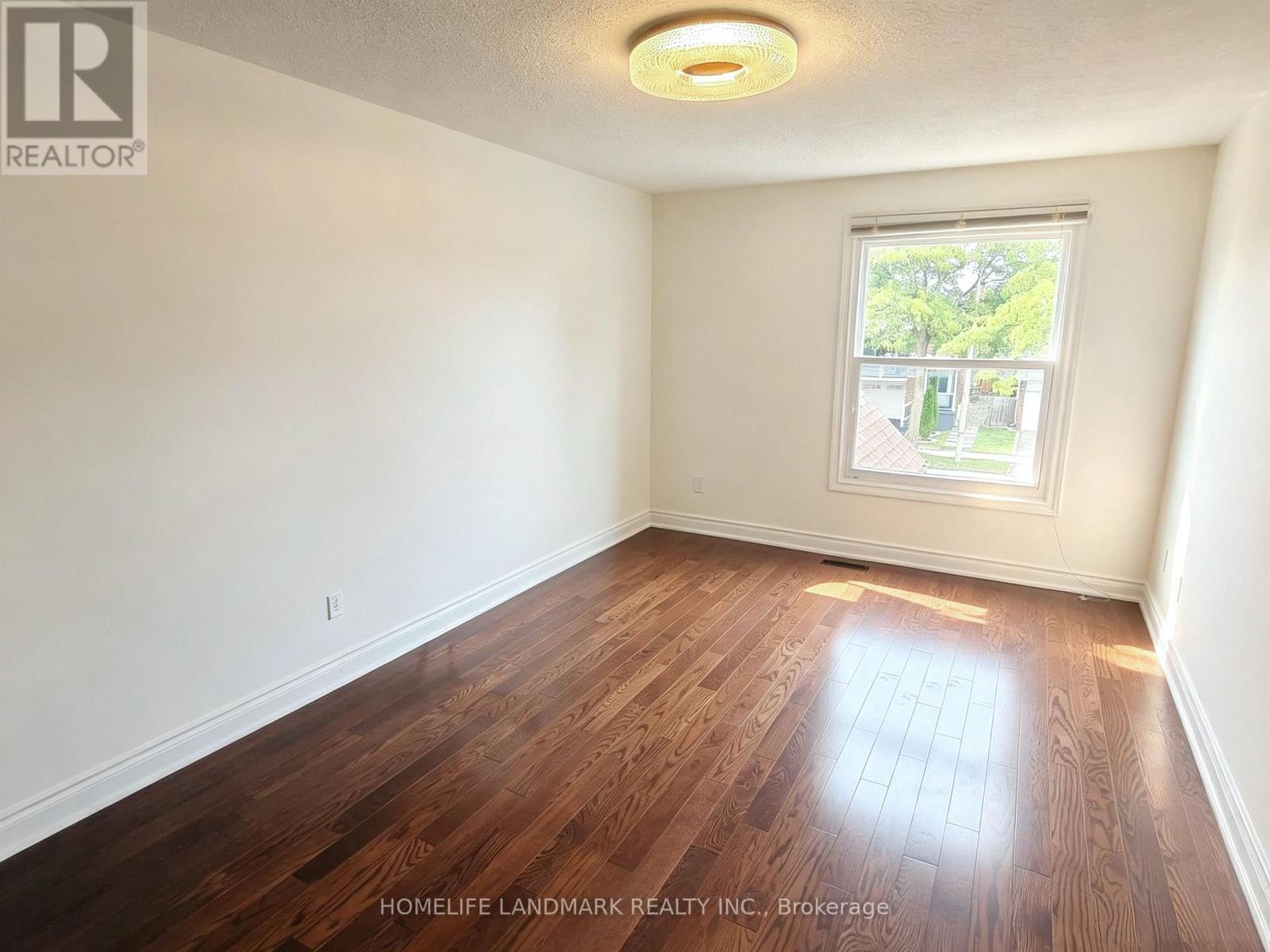 215 Bob O' Link Avenue, Vaughan, Ontario  L4L 1H1 - Photo 17 - N13753534