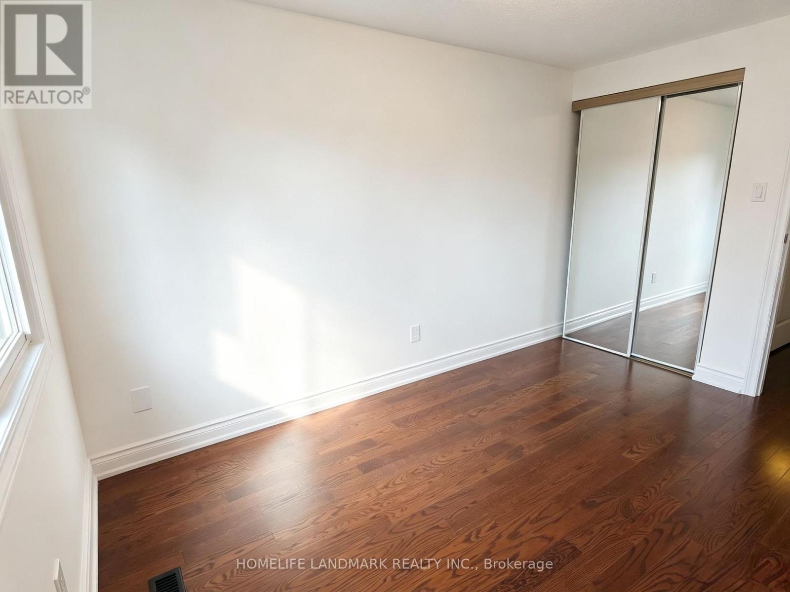 215 Bob O' Link Avenue, Vaughan, Ontario  L4L 1H1 - Photo 22 - N13753534