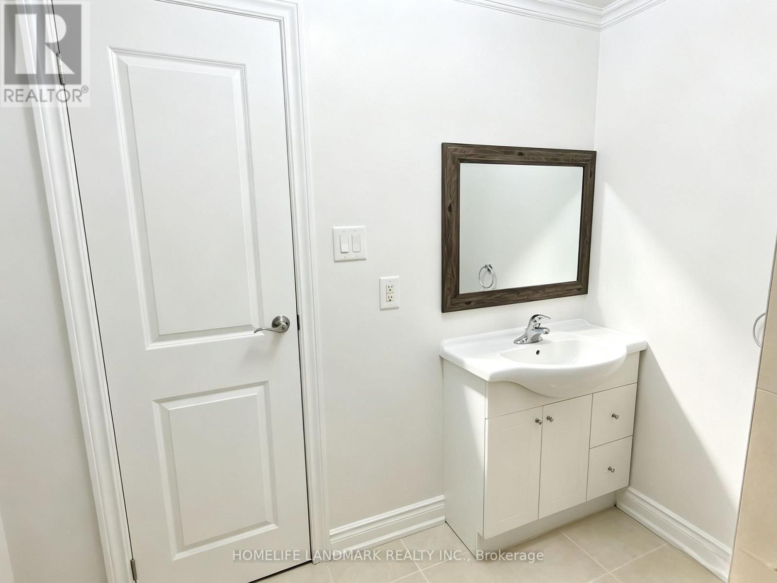 215 Bob O' Link Avenue, Vaughan, Ontario  L4L 1H1 - Photo 24 - N13753534
