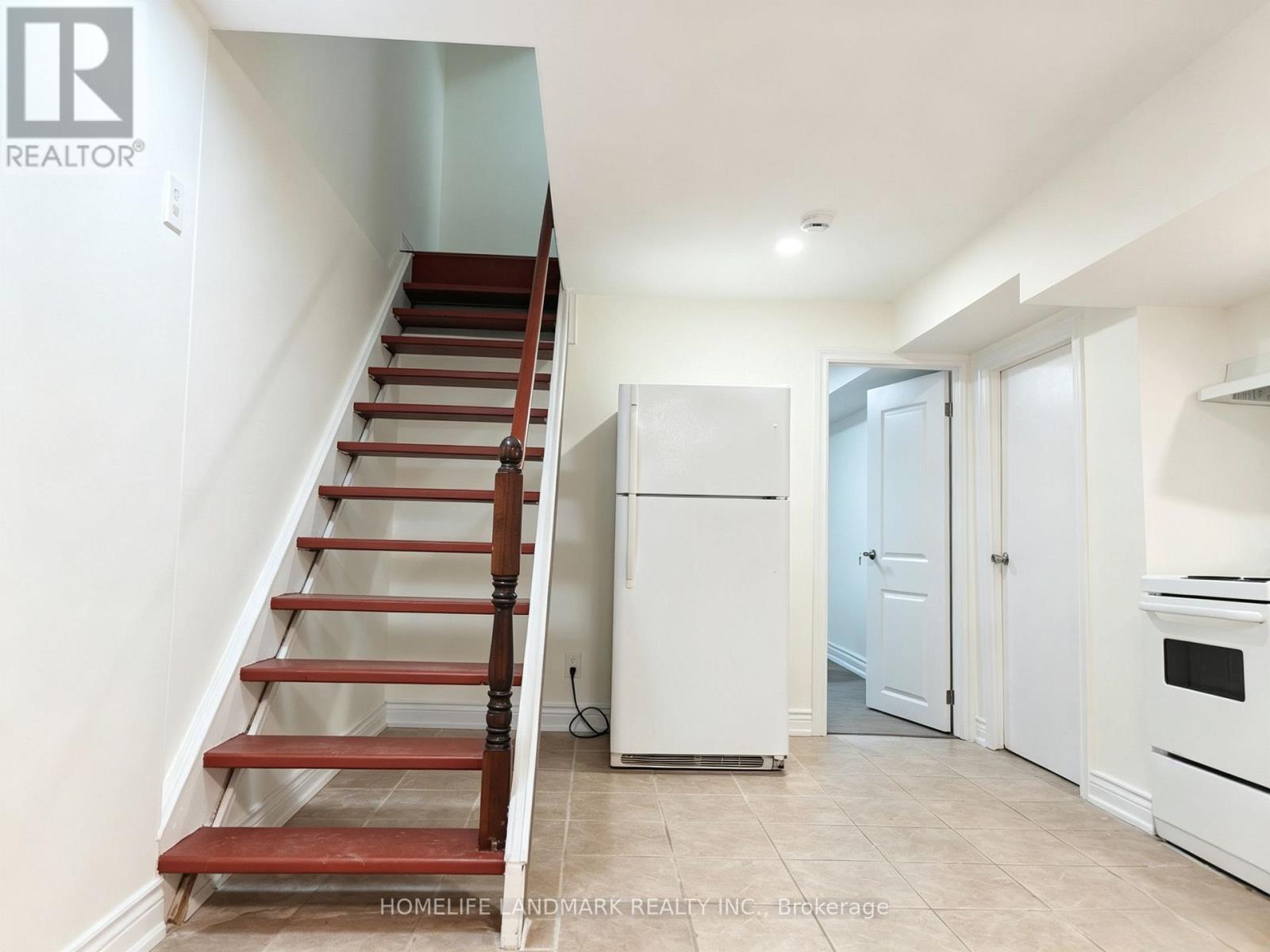 215 Bob O' Link Avenue, Vaughan, Ontario  L4L 1H1 - Photo 25 - N13753534
