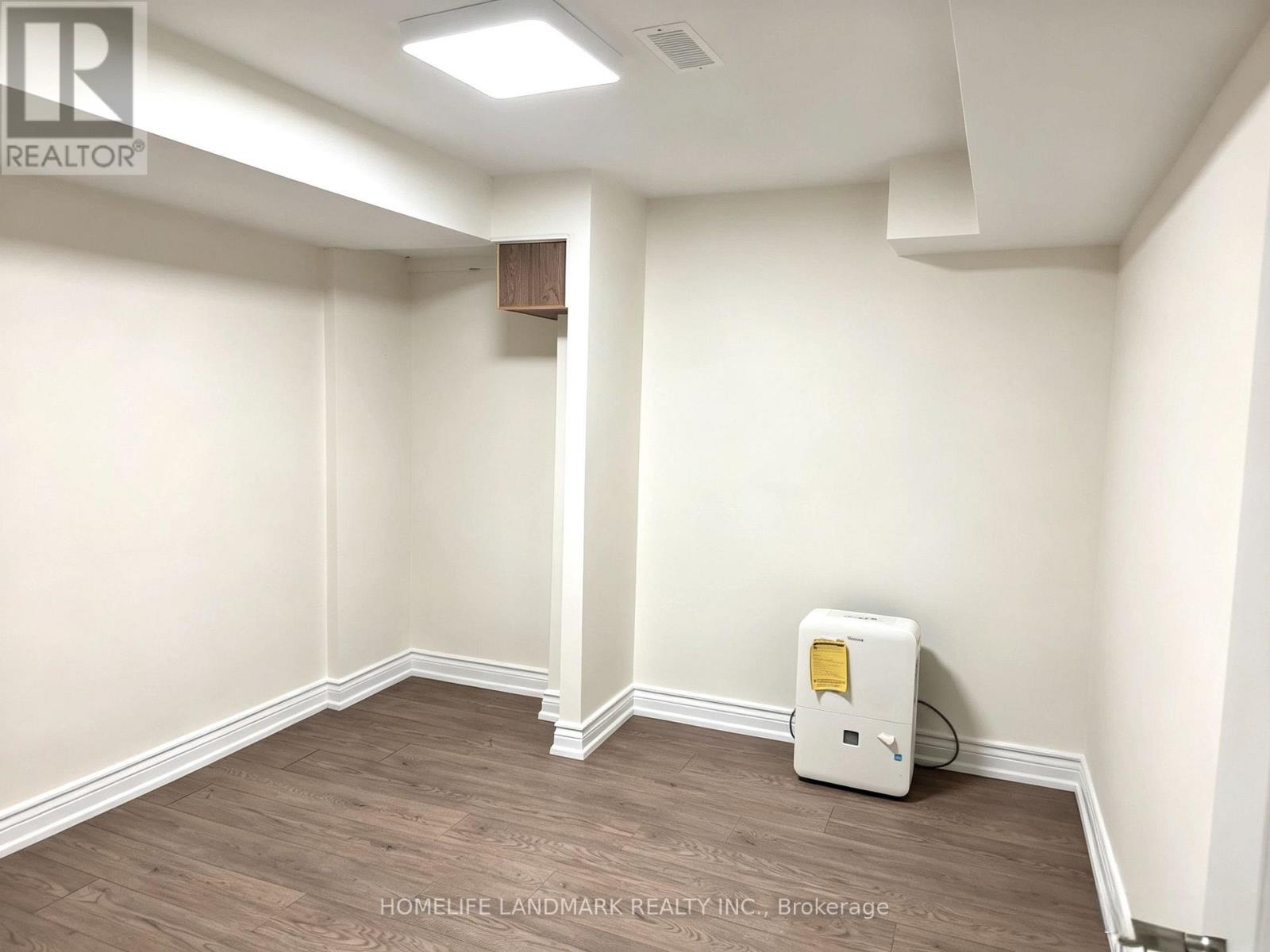 215 Bob O' Link Avenue, Vaughan, Ontario  L4L 1H1 - Photo 29 - N13753534