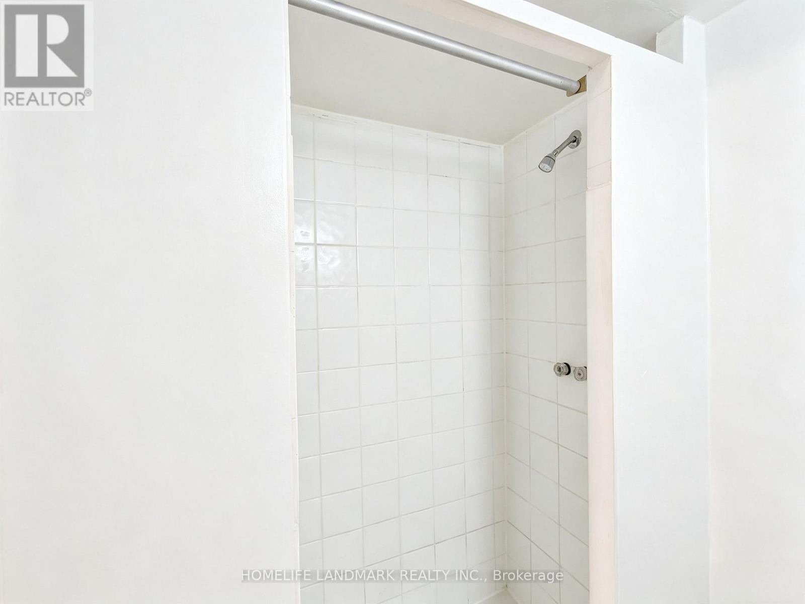 215 Bob O' Link Avenue, Vaughan, Ontario  L4L 1H1 - Photo 31 - N13753534