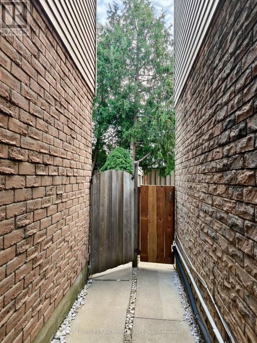 215 Bob O' Link Avenue, Vaughan, Ontario  L4L 1H1 - Photo 33 - N13753534
