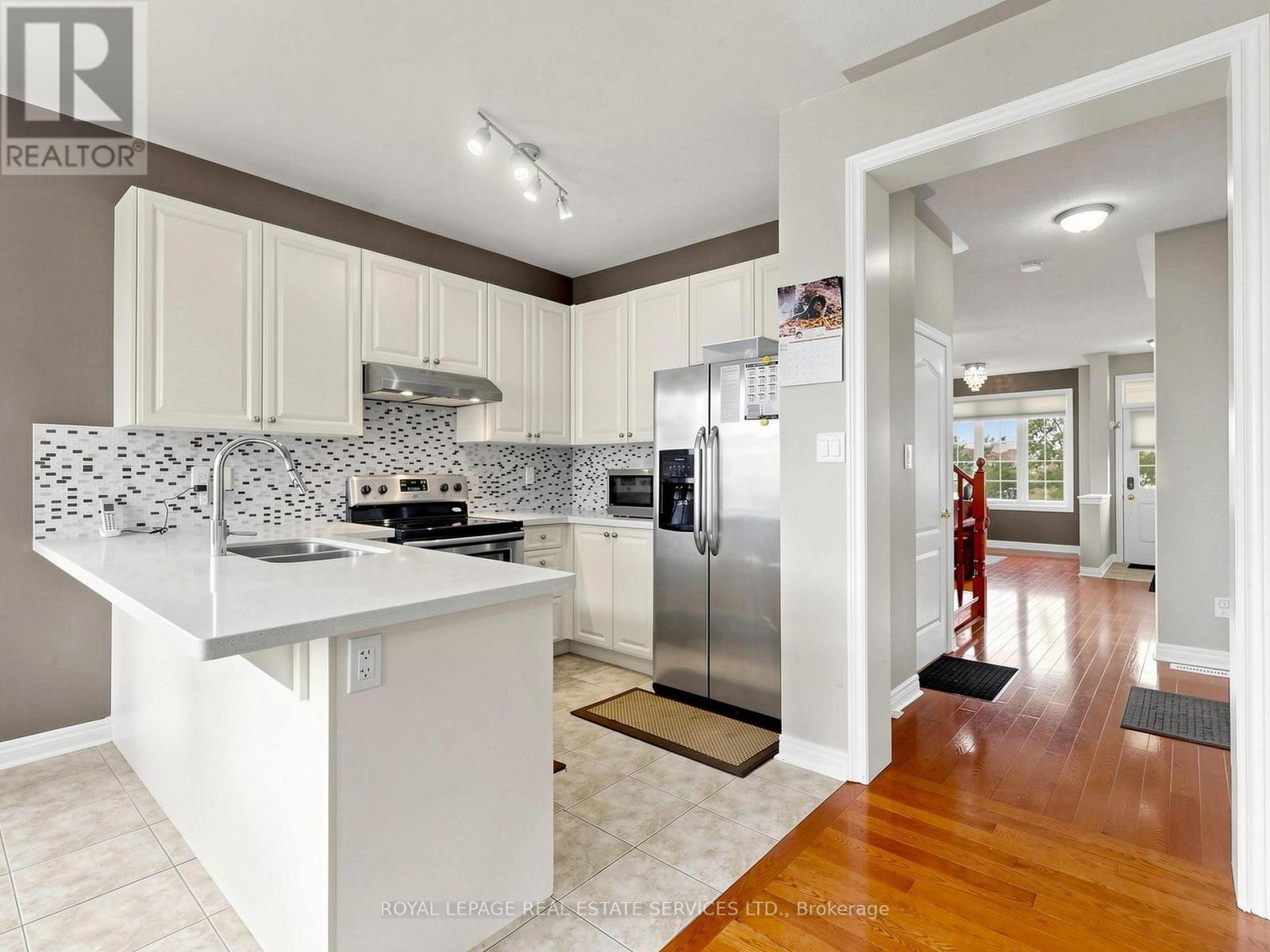 122 Juglans Crescent, Whitchurch-Stouffville, Ontario L4A 1S5 - Photo 10 - N13753548