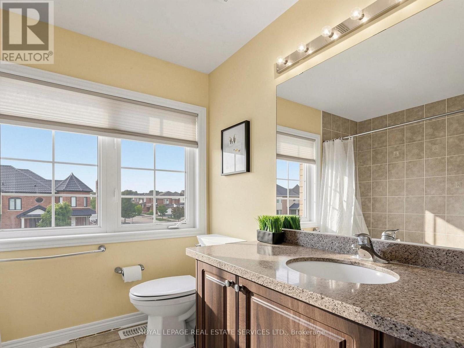 122 Juglans Crescent, Whitchurch-Stouffville, Ontario L4A 1S5 - Photo 25 - N13753548