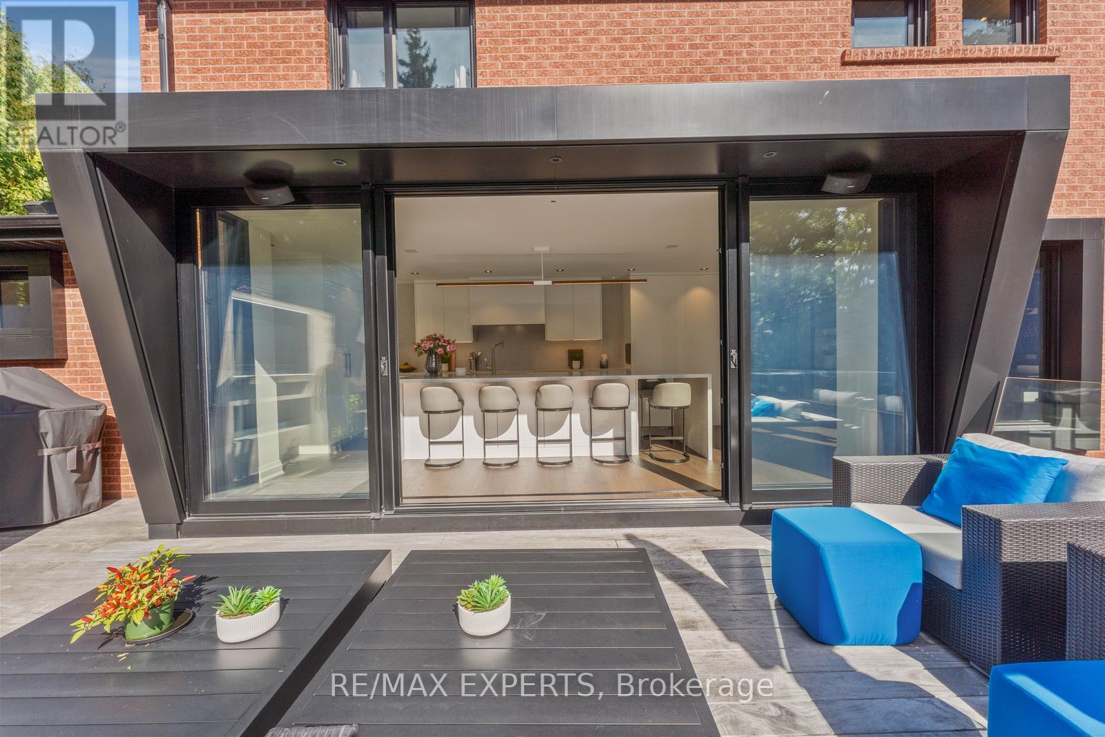 71 Dorengate Drive, Vaughan, Ontario  L4L 1M6 - Photo 17 - N13753556