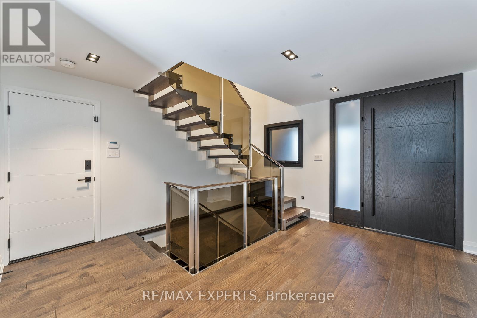 71 Dorengate Drive, Vaughan, Ontario  L4L 1M6 - Photo 21 - N13753556