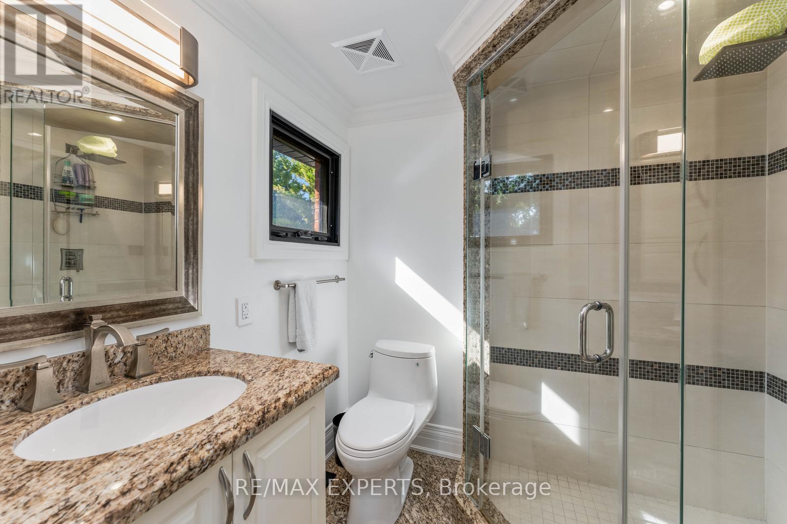 71 Dorengate Drive, Vaughan, Ontario  L4L 1M6 - Photo 28 - N13753556