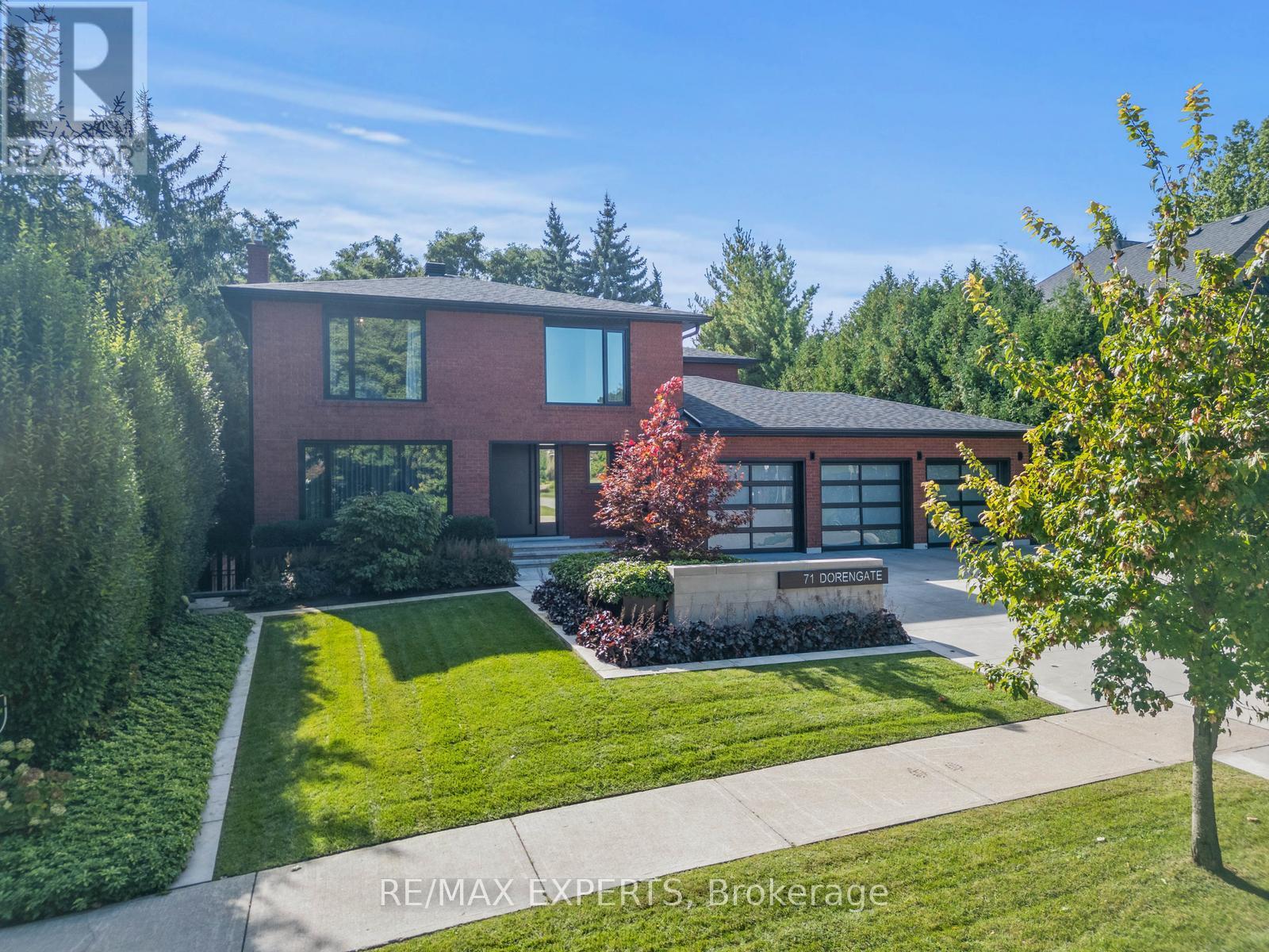 71 Dorengate Drive, Vaughan, Ontario  L4L 1M6 - Photo 3 - N13753556