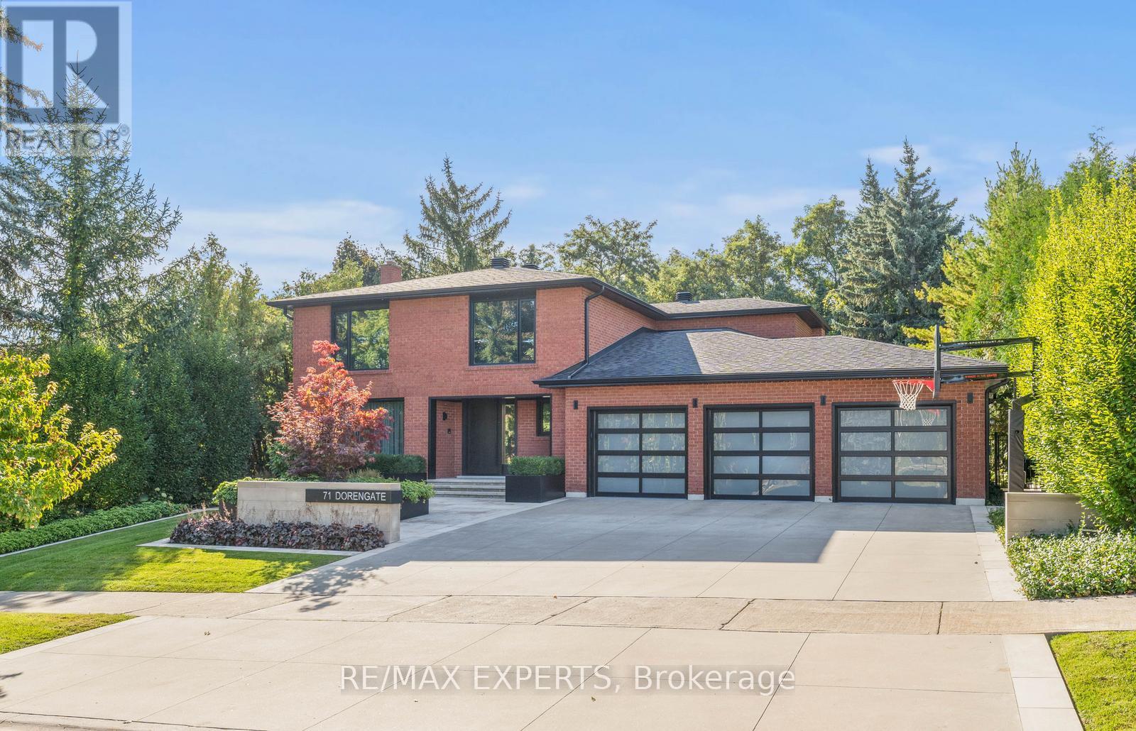 71 Dorengate Drive, Vaughan, Ontario  L4L 1M6 - Photo 4 - N13753556