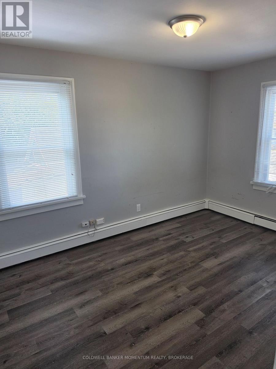 10 Dunlop Street, Fort Erie, Ontario  L2A 4H8 - Photo 8 - X13634816
