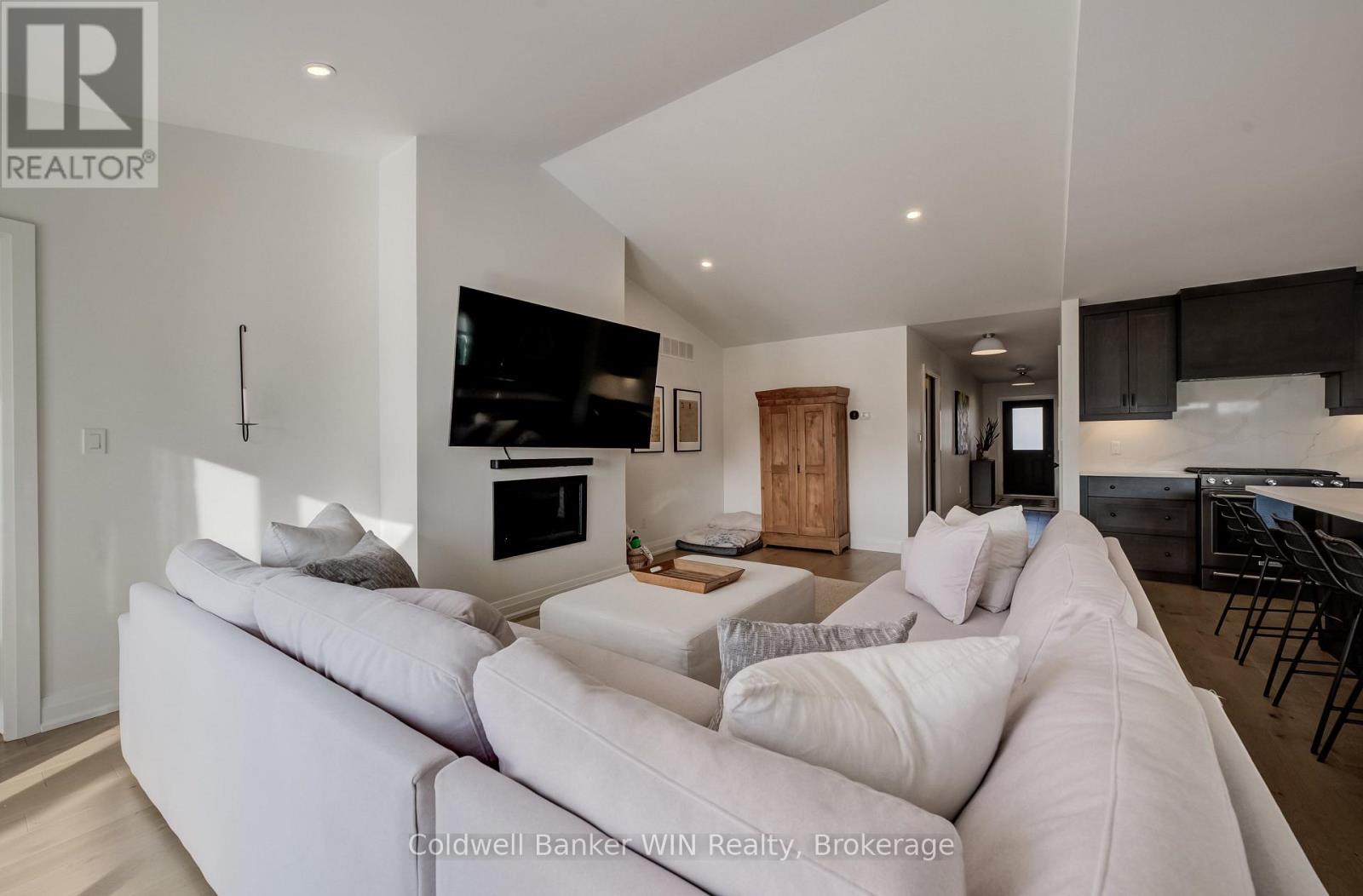 420 Wellington Street E, Wellington North, Ontario  N0G 2L4 - Photo 23 - X13753616