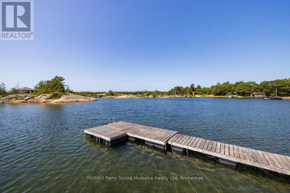 15 Forsyth's Road, Carling, Ontario  P0G 1G0 - Photo 3 - X13753682