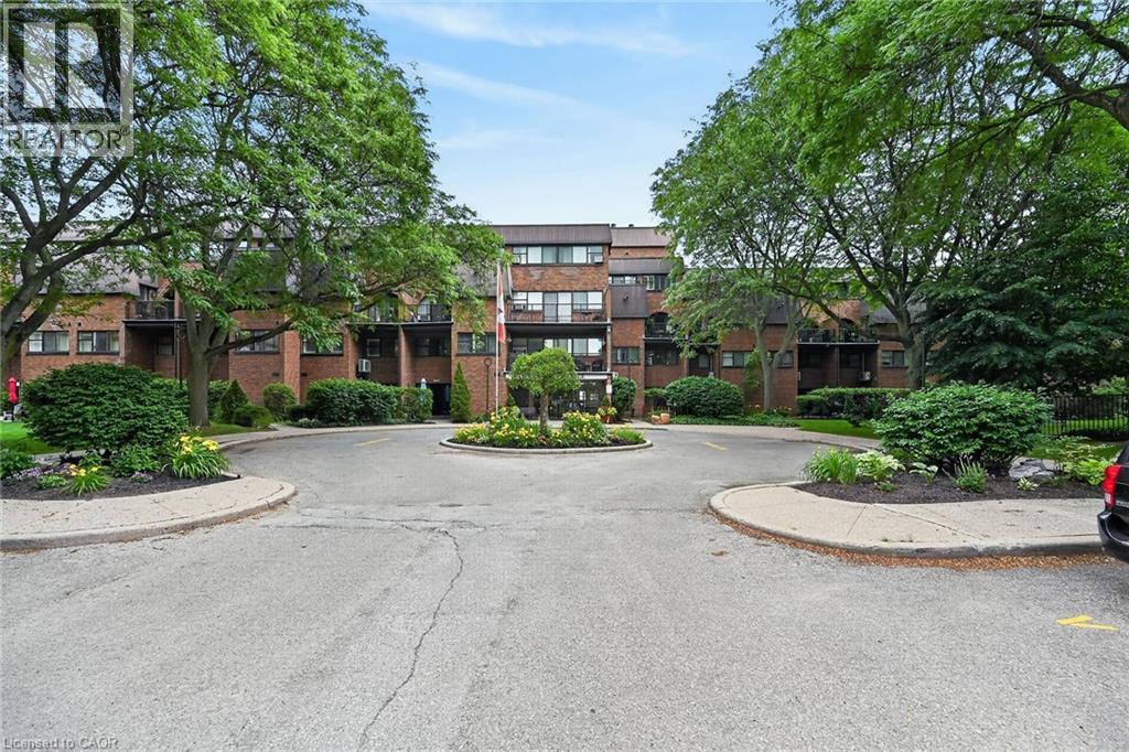 36 HAYHURST Road Unit# 109, Brantford, Ontario