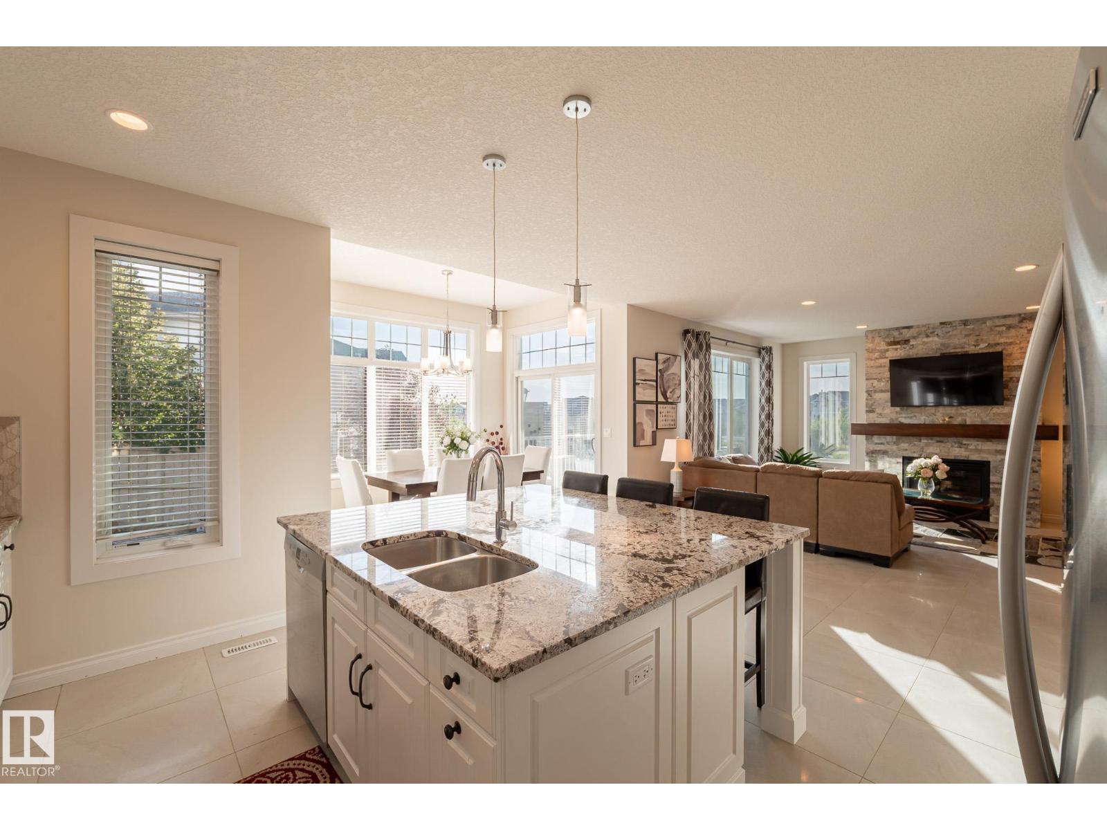 914 Crystallina Nera Wy NW, Edmonton, Alberta  T5Z 0L1 - Photo 9 - E4506980