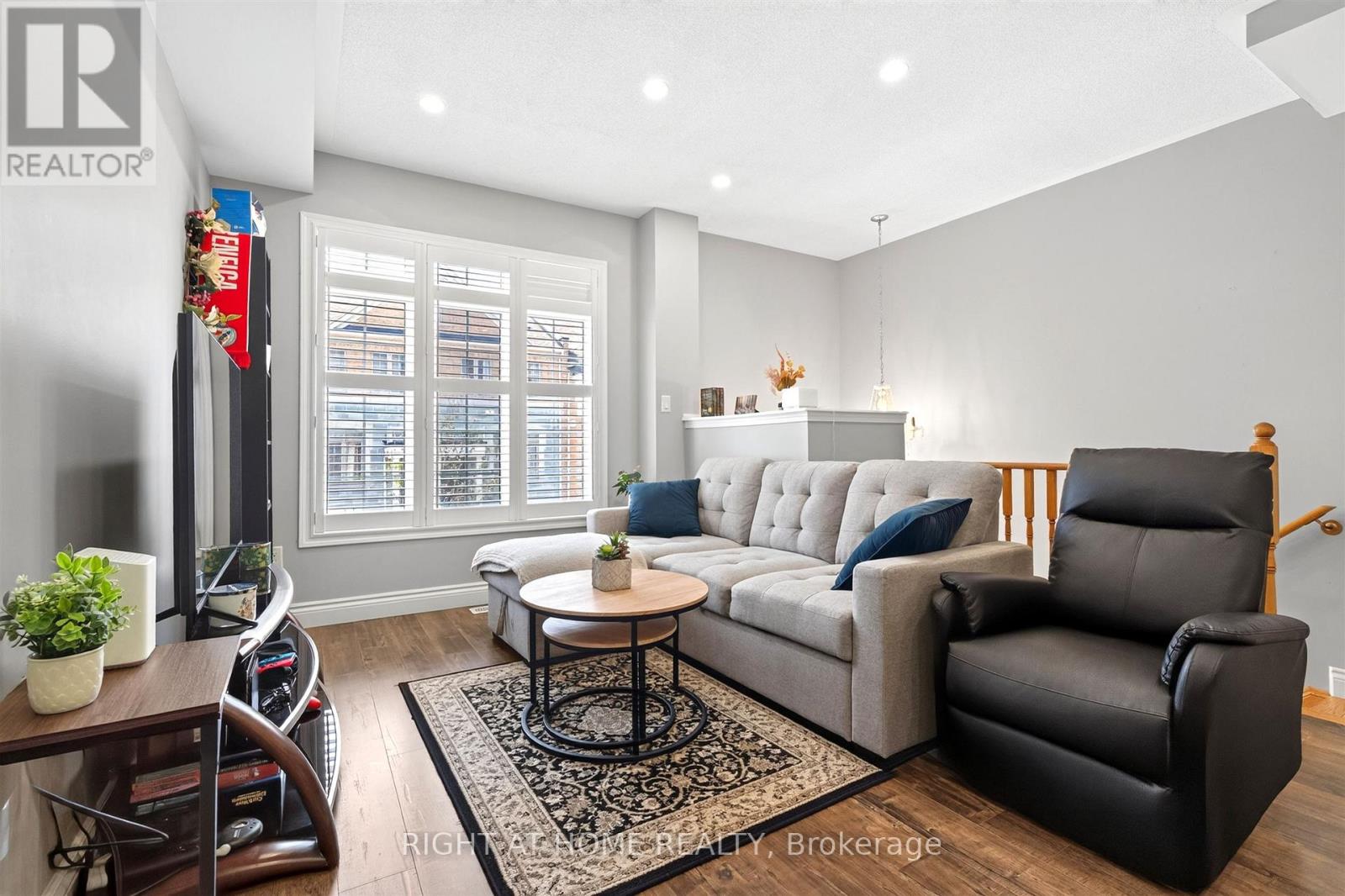 7201 Triumph Lane, Mississauga, Ontario L5N 0C5 - Photo 5 - W13753532
