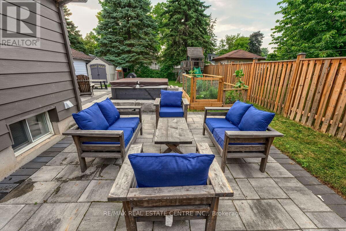 33 Miles Street, Milton, Ontario L9T 1E5 - Photo 13 - W13753536