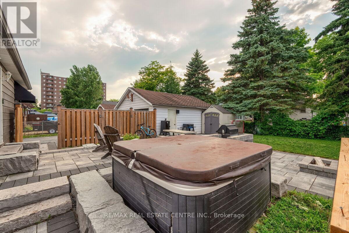 33 Miles Street, Milton, Ontario L9T 1E5 - Photo 14 - W13753536