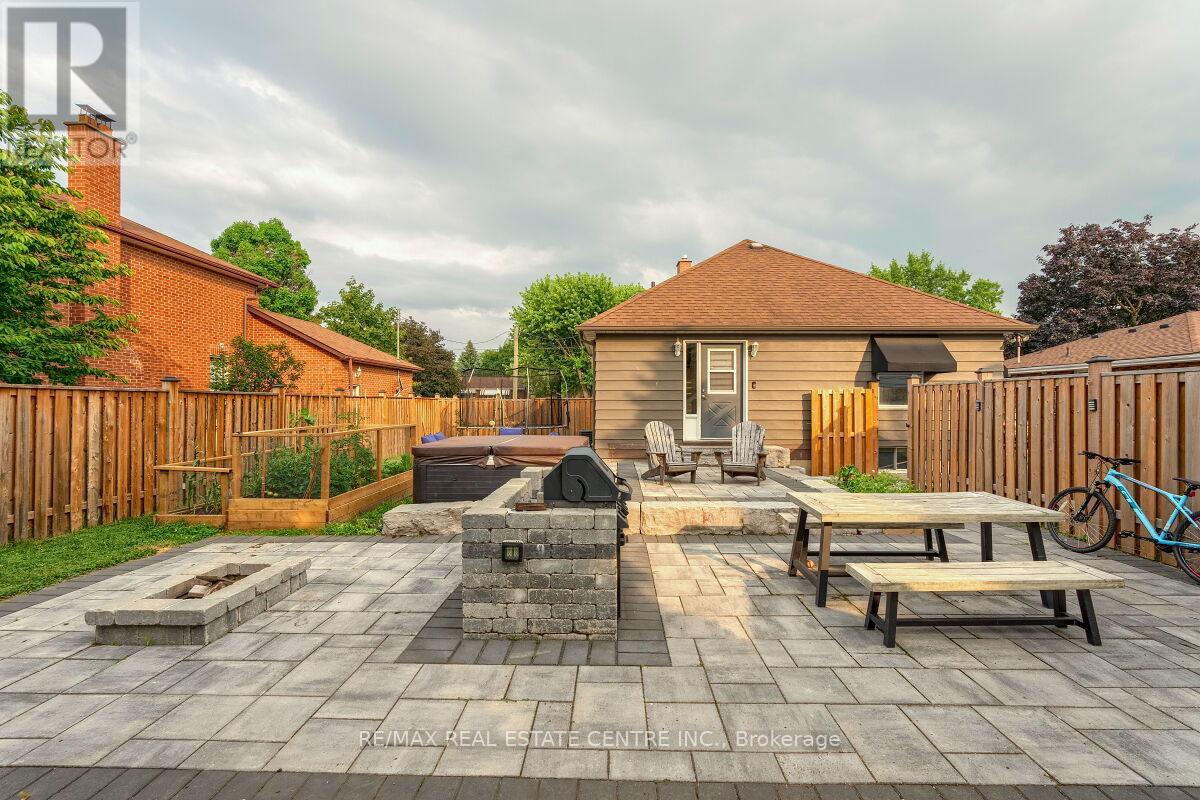 33 Miles Street, Milton, Ontario L9T 1E5 - Photo 21 - W13753536