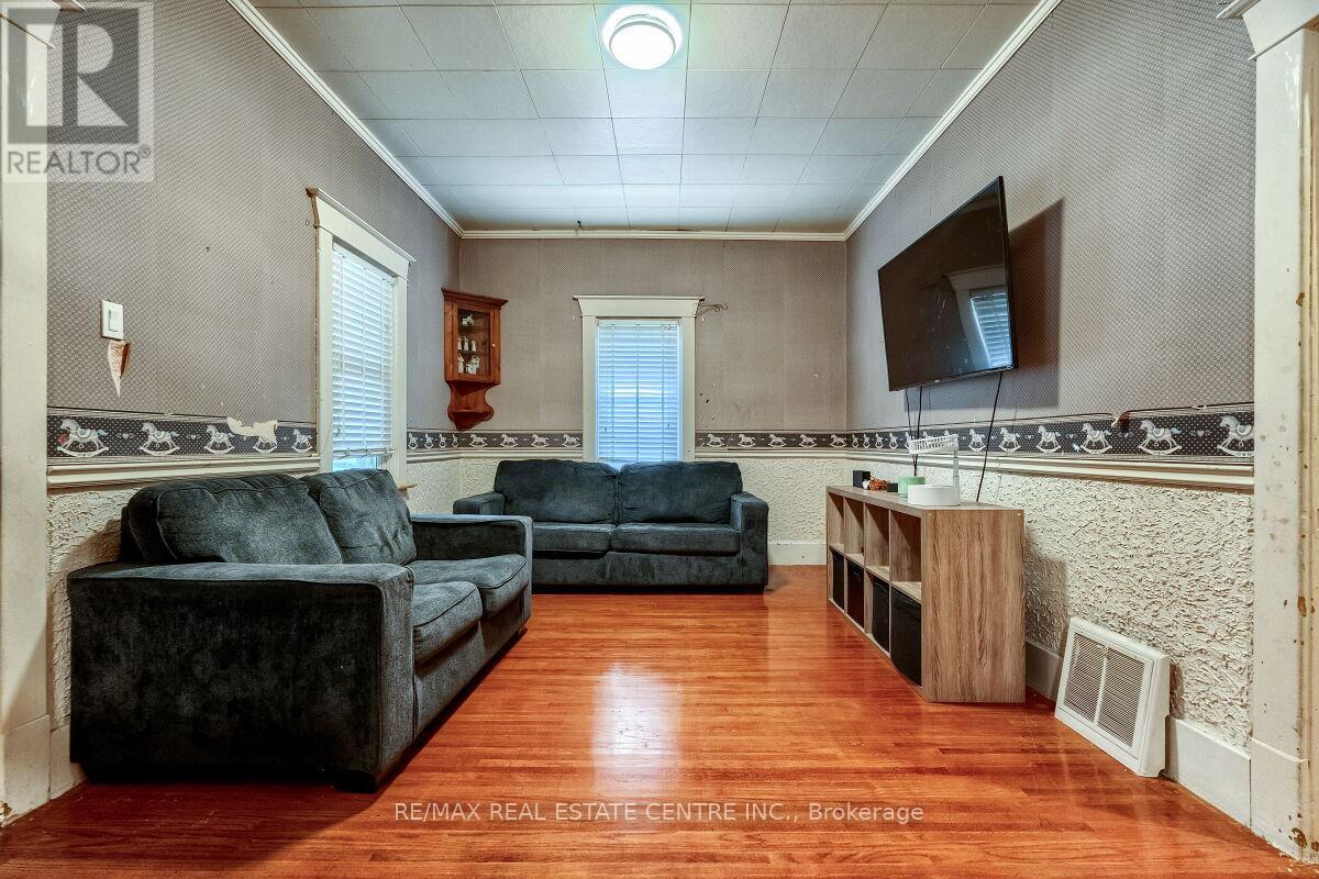 33 Miles Street, Milton, Ontario L9T 1E5 - Photo 23 - W13753536