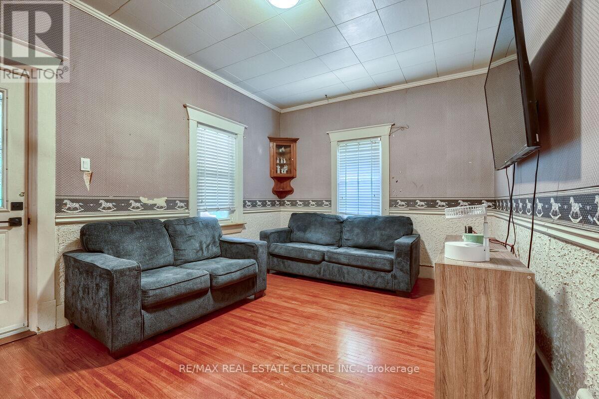 33 Miles Street, Milton, Ontario L9T 1E5 - Photo 24 - W13753536