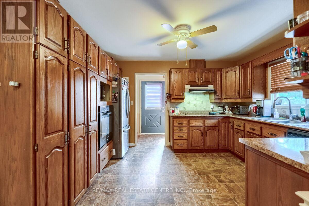 33 Miles Street, Milton, Ontario L9T 1E5 - Photo 33 - W13753536