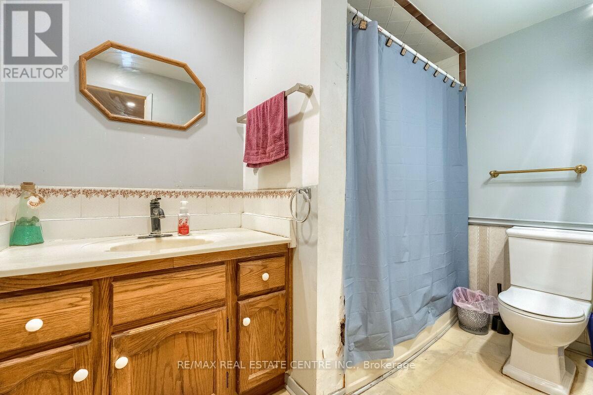 33 Miles Street, Milton, Ontario L9T 1E5 - Photo 41 - W13753536