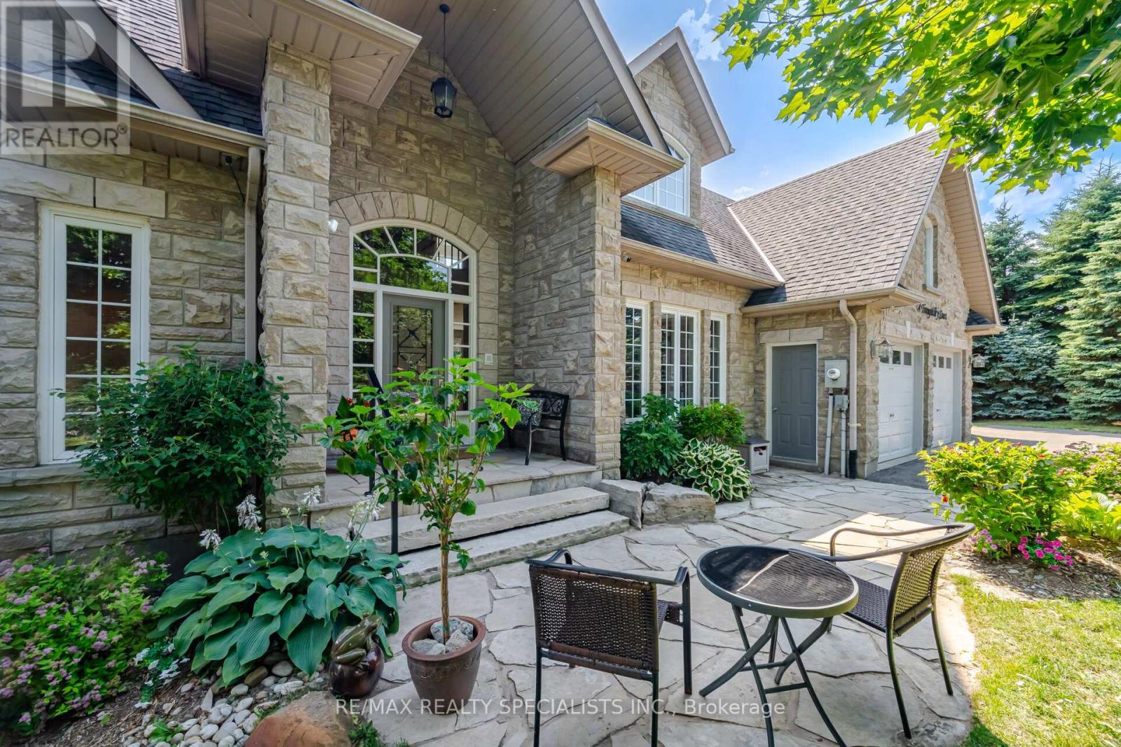 4 Tranquility Court, Caledon, Ontario L7E 3R7 - Photo 5 - W13753596